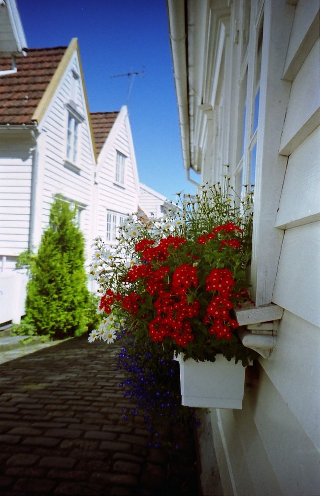 スタヴァンゲル<br /><br />白い家並みがきれいな町