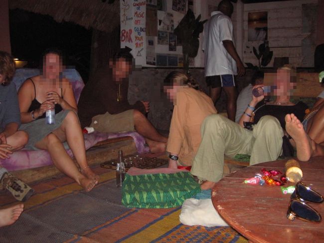 かなりくつろいでいる。