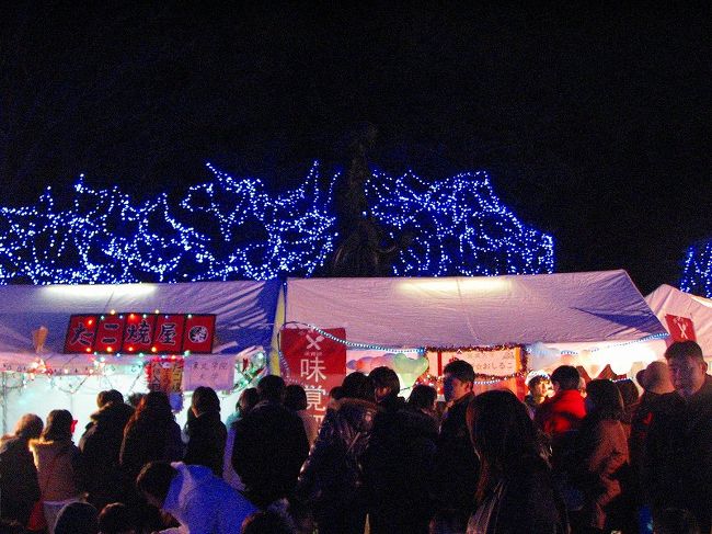 仙台の学生達のブース。<br /><br />　ここでも行列