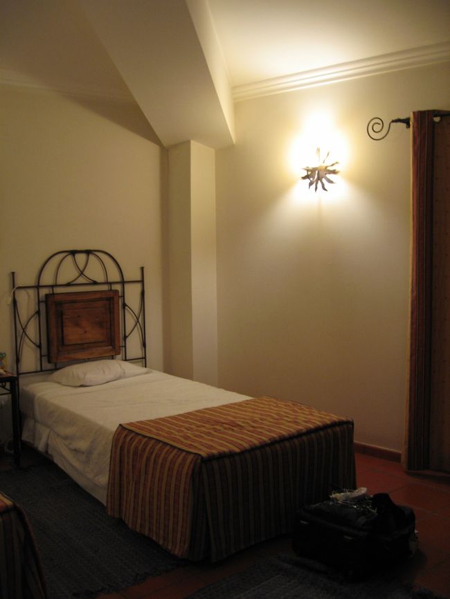 エヴォラのホテル<br /><br />とってもかわいらしいホテル<br />泊まったホテルで一番かわいかった！(・∀・)！