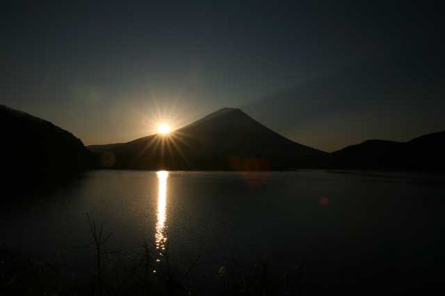本栖湖からの初日の出 富士五湖 山梨県 の旅行記 ブログ By てんとう虫さん フォートラベル 本栖湖からの初日の出 富士五湖 山梨県 の旅行記 ブログ By てんとう虫さん フォートラベル