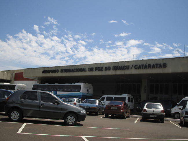 フォス・ド・イグアス国際空港