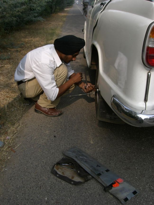 二日続けてパンク。<br />再び、大きな石を踏んでしまったみたいです。