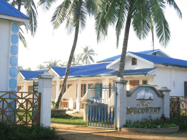 "New" Discovery Innホテル。チャウンターのメインストリート沿いの南端近く。<br />ロンプラに載ってるホテル(歩き方にはまだ載っていない)がリニューアルしました。