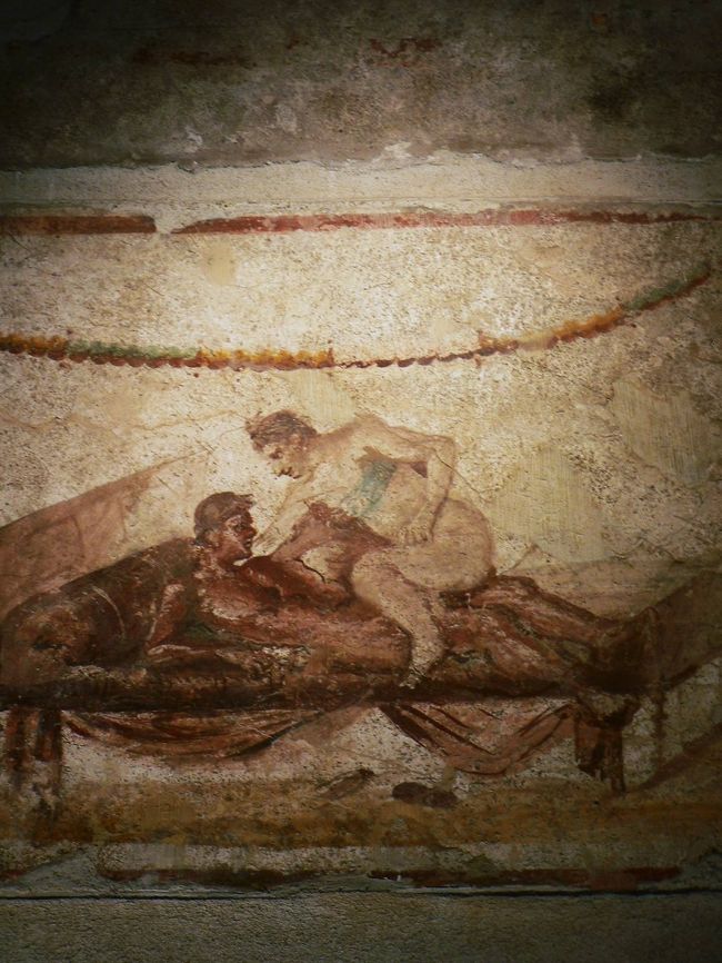 売春宿に描かれたフレスコ画。