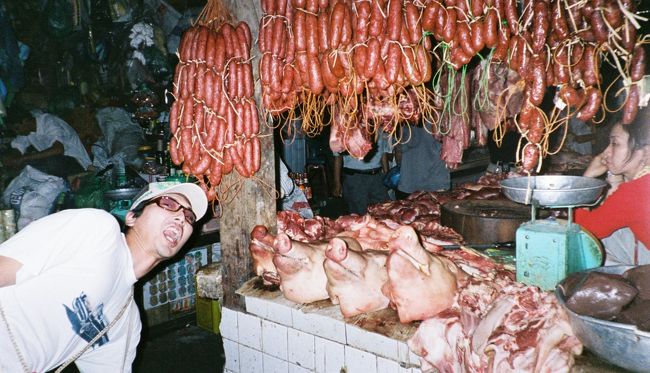 オールドマーケット（肉屋）