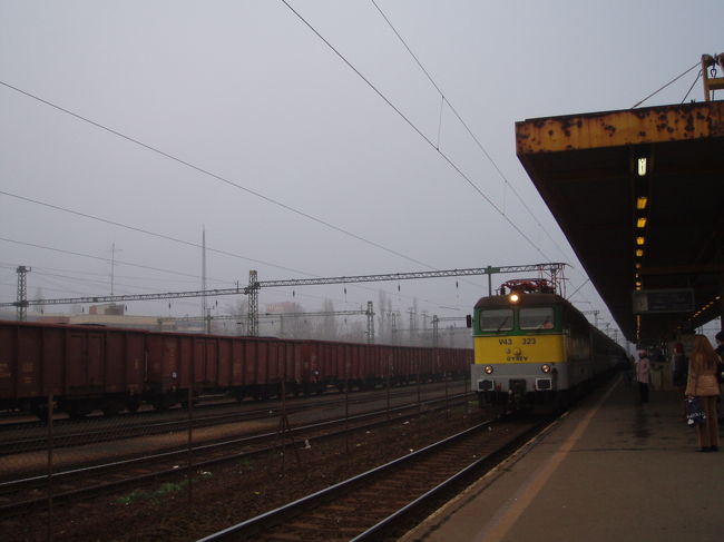 ショプロン行きの列車。