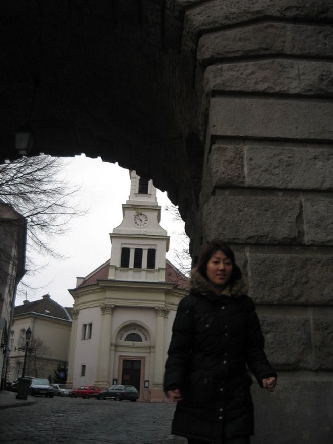 無事、目的地「王宮の門」に到着。<br /><br />写真は「ウィーンの門」。