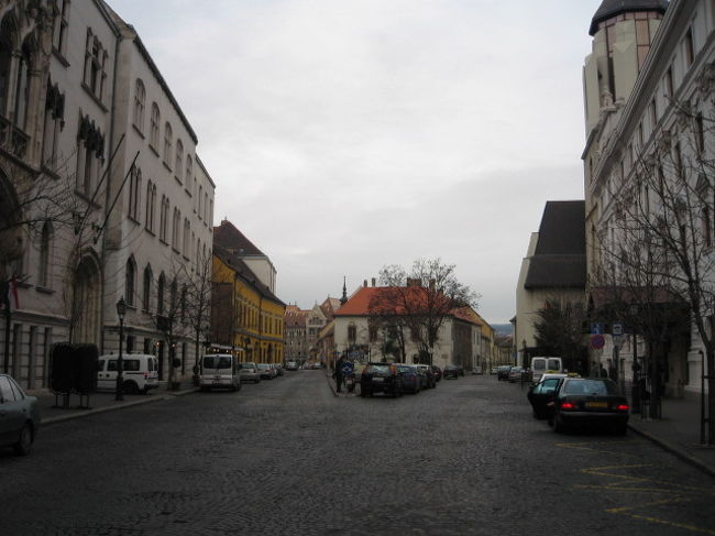 「王宮の門」内の街並み。<br /><br />ブダペストでもこんな街並みが楽しめます。