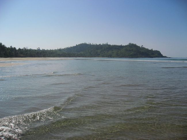 誰もいません。外国人旅行者がいないだけじゃなく、そもそも旅行者がいません。