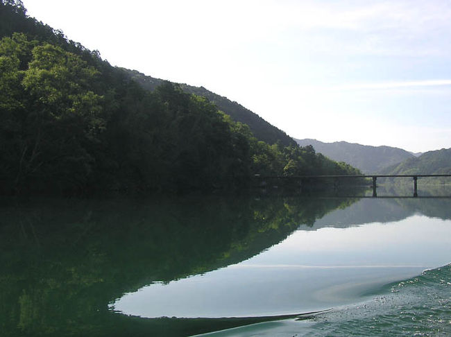 <br />　沈下橋　　<br />橋が流されないように、手すりがありません。