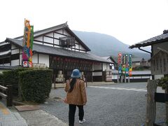 現存する日本最古の芝居小屋、金丸座。