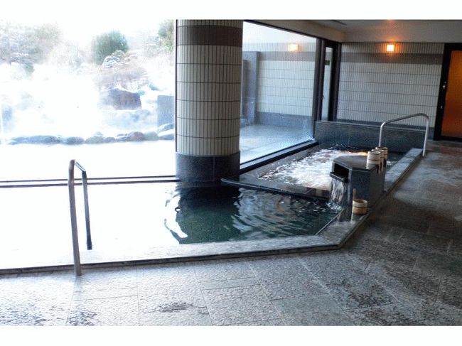 チョッと熱めの温泉と、チョッと温めのジャグジー