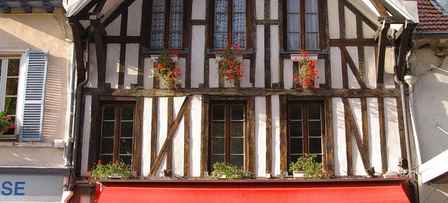 木組みの家々がいい感じ。　