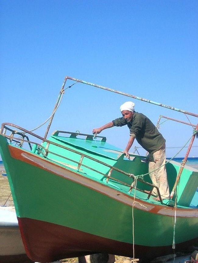 「僕がこうして塗っているのさ〜！」