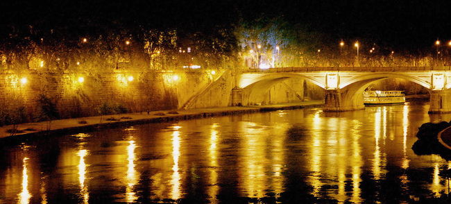 なかなか、きらびやかです。