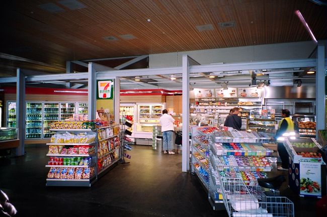 駅内にあったセブンイレブン