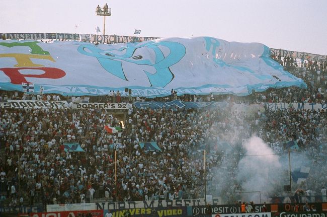 　巨大フラッグです