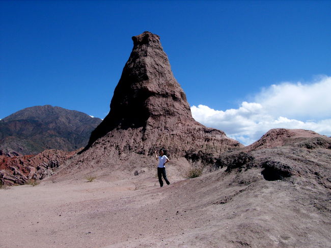 帰りは同じ道を帰るんですが、光の加減で朝きれいに見える岩と午後きれいに見える岩が違うので、午後は朝飛ばした岩を見ながら帰ります。<br />これはアザラシ岩。