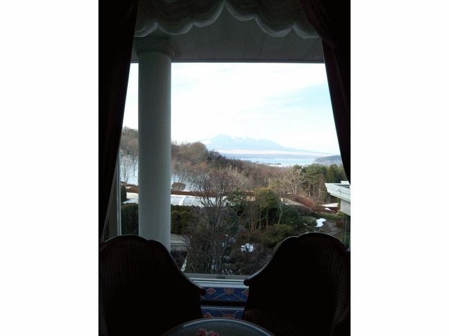 ラウンジドルチェの大きな窓から富士山が見えます