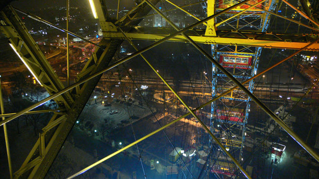 そしてよくよく考えてみたらかなりの高所、閉所恐怖症なのを忘れていました。ここは我慢