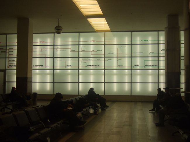 モスクワ・ヤロスラフスカヤ鉄道駅。シベリア鉄道の路線図がおしゃれ