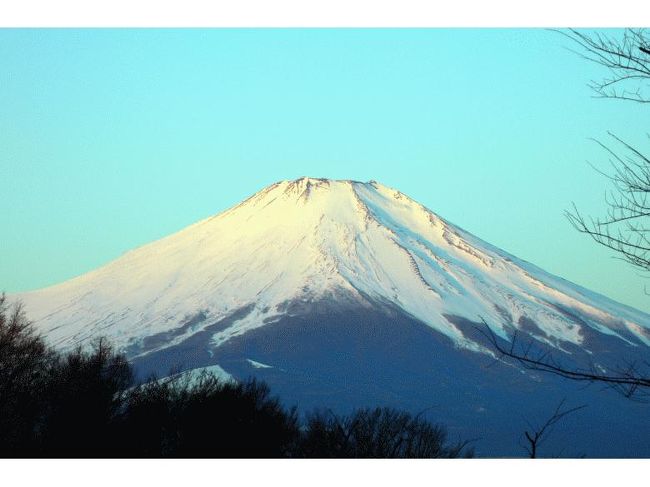 山肌の陰影がハッキリ出てきました
