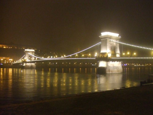 ブダペストのシンボル、くさり橋