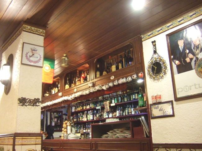 ディナーはリスボン市内のレストランでいただきました。レストランの雰囲気がステキ☆