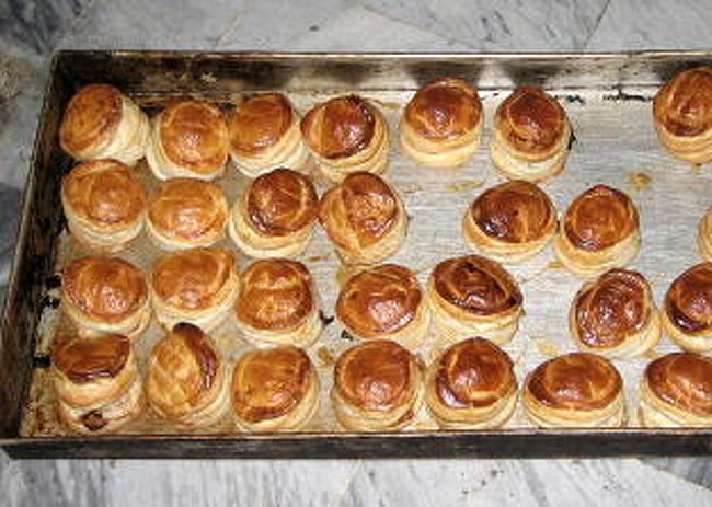 <br />チキン・パフ