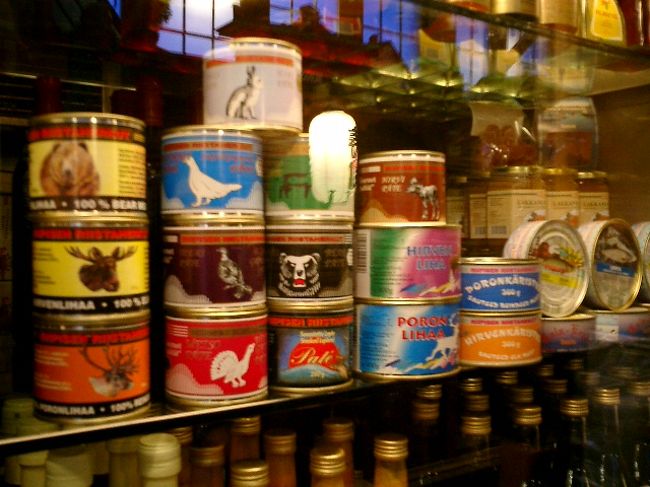 缶詰のなかには、見たことのない種類のものが・・・