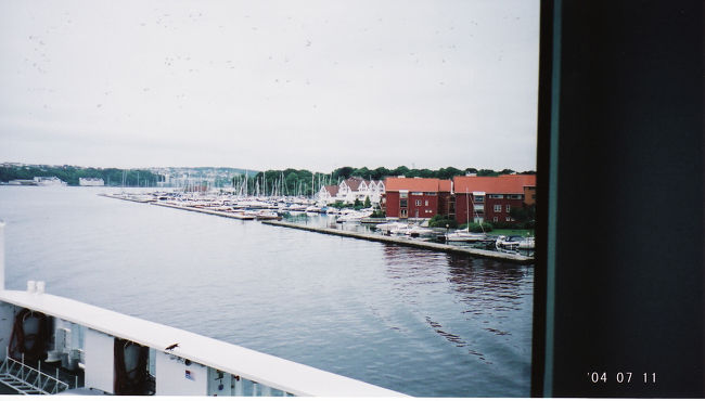 　フェリーより。