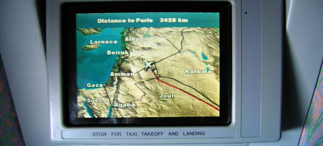 パレスチナ暫定自治区付近を通過。<br />イラク国境ラインを意識したライン取り。。　