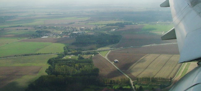 ヨーロッパの大地が間近に見えてきました。