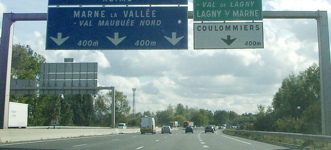 無難に、右端をゆっくりはしる。