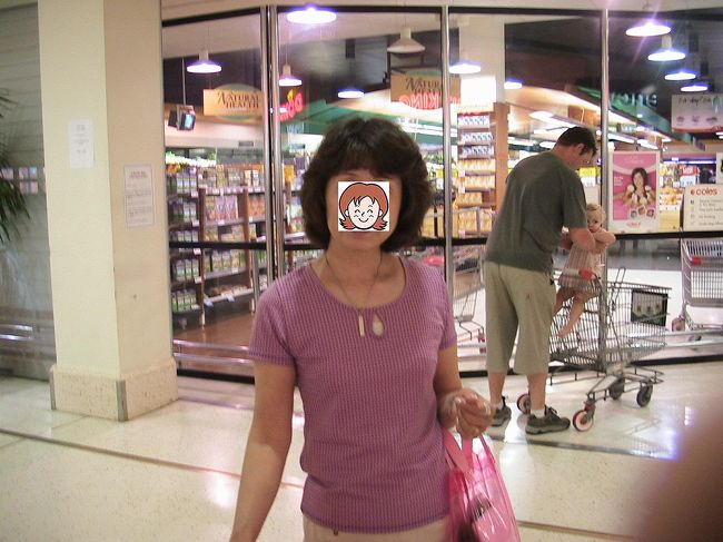 夕方からゴールドコーストのマーケットに行き、おみやげの「ティムタム」などを購入しました。<br /><br />