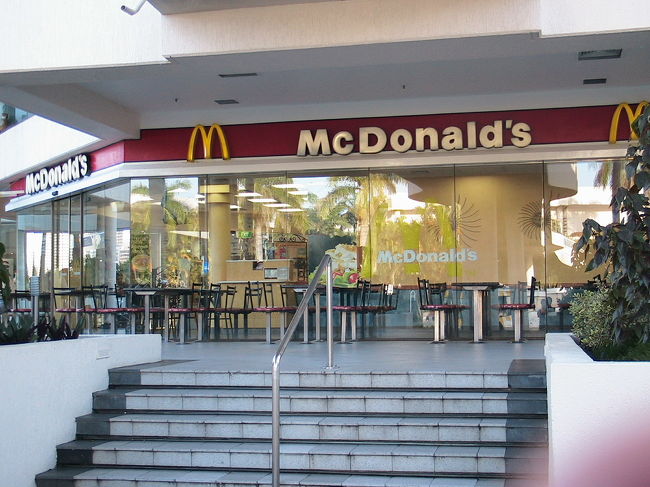 マックもありました。<br />味はほとんど同じでした。