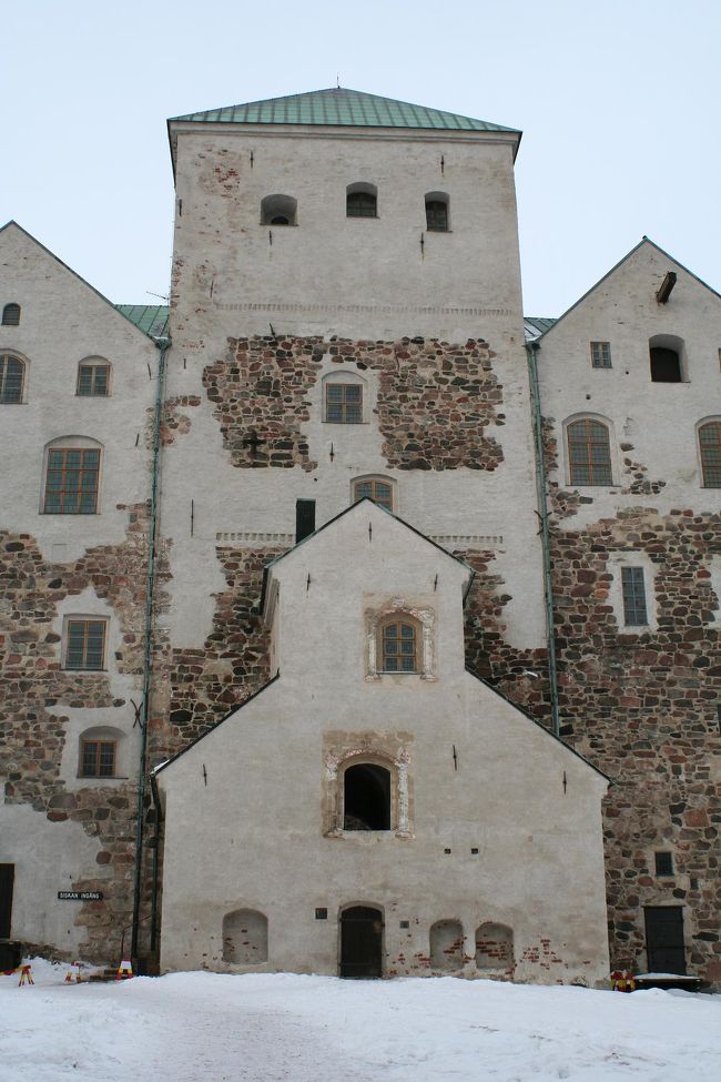 トゥルク城　このお城は当時のままのレンガの狭い階段などを上がって行きました。本当に見ごたえありました！また見に来たいお城です