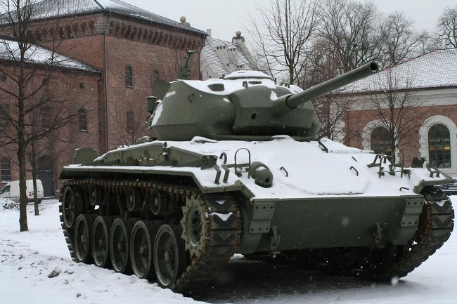 裏にあった戦車