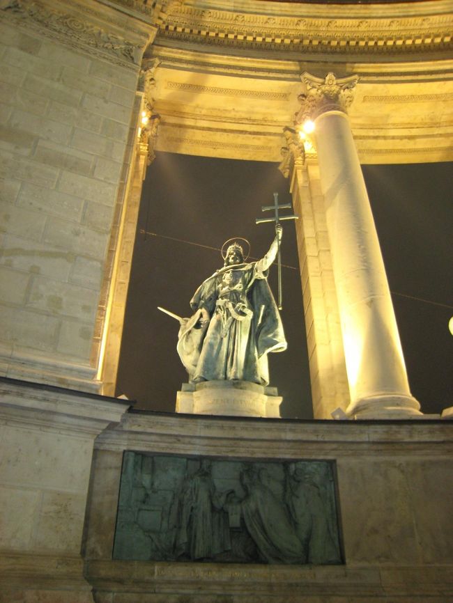 初代王のイシュトバーン？