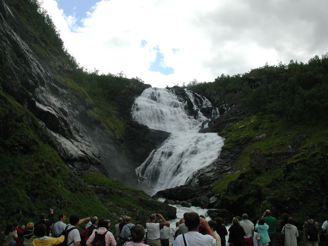 *ｼｮｰｽの滝*