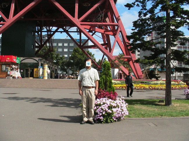 時計台で写真を撮ったなら、テレビ等でも撮らないと不公平ですね。行った証拠に、パチリ！