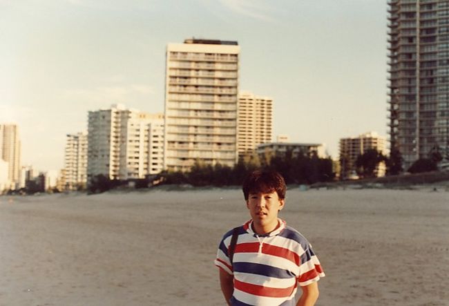 無数のホテルとコンドが立ち並んでいます。