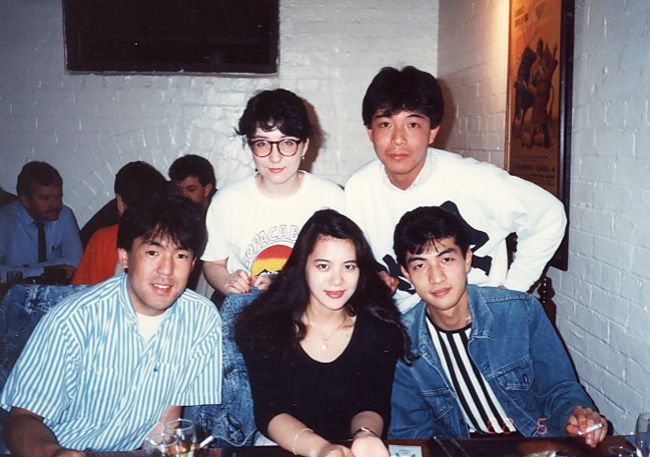 Tortilla Restaurant.　ブリスベンのダウンタウンにあるスペインとメキシコ料理屋。　ナチョスやパエリアそして美味しいオーストラリアワインで最後の夜をエンジョイしました。　一緒に旅行した友人。