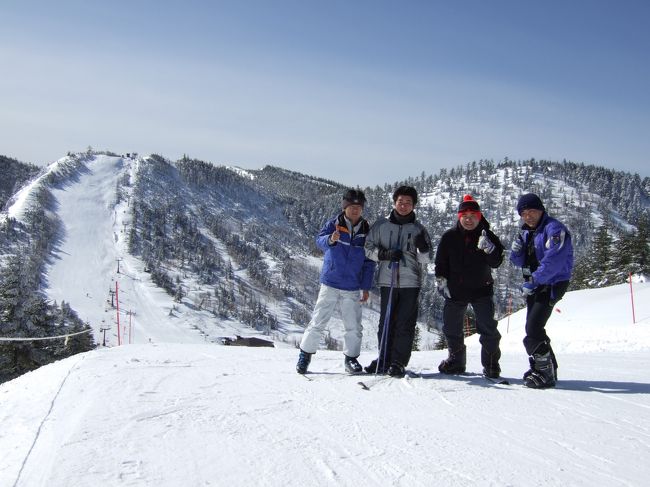 遠の峰ゲレンデで記念写真