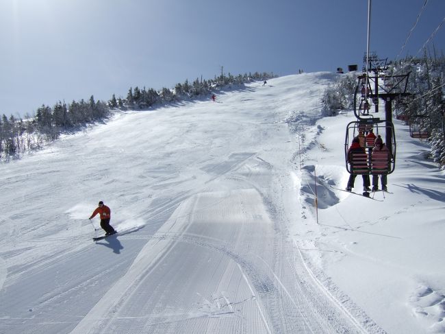 ガリガリの急斜面、本白根ゲレンデ