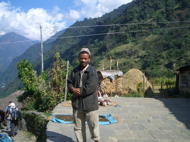 おじさんも笑顔でカメラに向いてくれました。