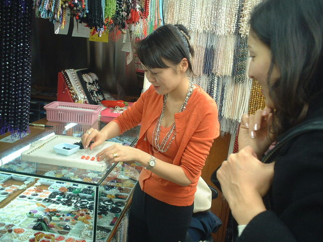 南大門市場<br />アクセサリーパーツ、お買い上げ。