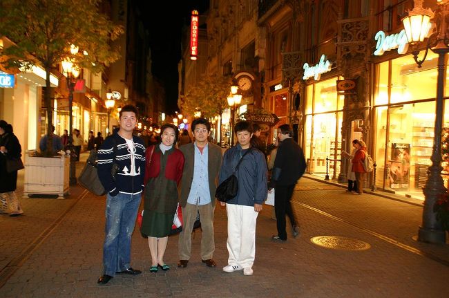 ウィーンからブダペストへドライブ<br />夜のショッピング 