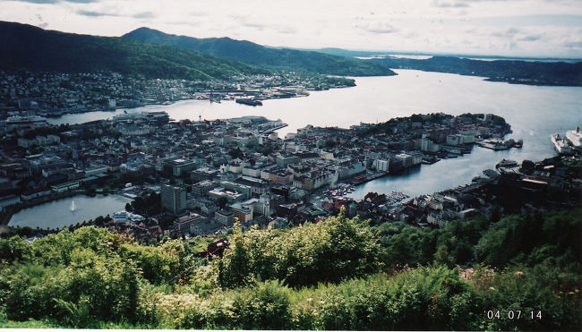 　頂上より。<br /><br />　案内してくれたおばちゃんに感謝。